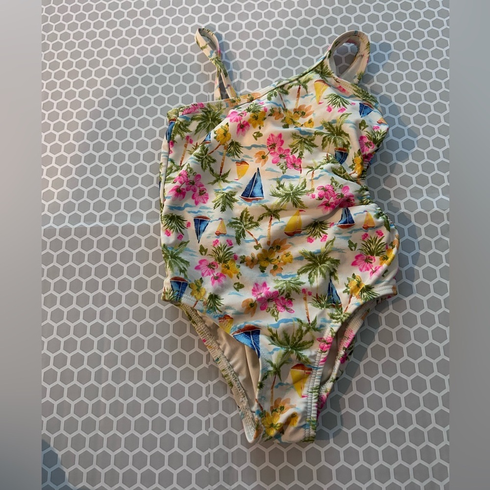 Old Navy Tropical Themed Girls One Piece Swim Suit

Size 3T
